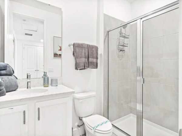 Luxury 4-Bedroom in Kissimmee- Perfect Family Getaway